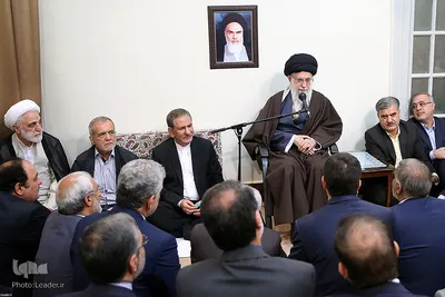 دیدار جمعی از مسئولان ارشد نظام با مقام معظم رهبری