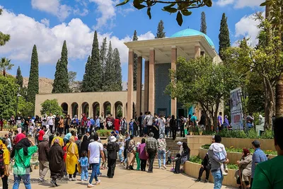 مسافران نوروزی در سعدی