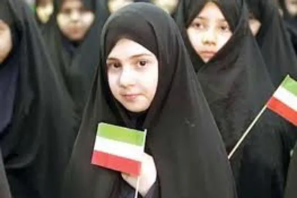 آیین اختتامیه جشنواره هنری دانش‌آموزی «حجاب برتر» در آزادشهر برگزارشد