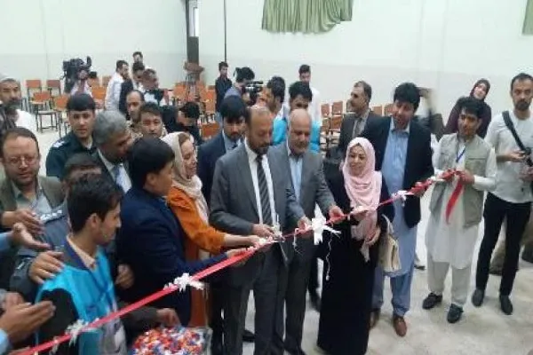 حمله طالبان انتخابات افغانستان را مختل کرد