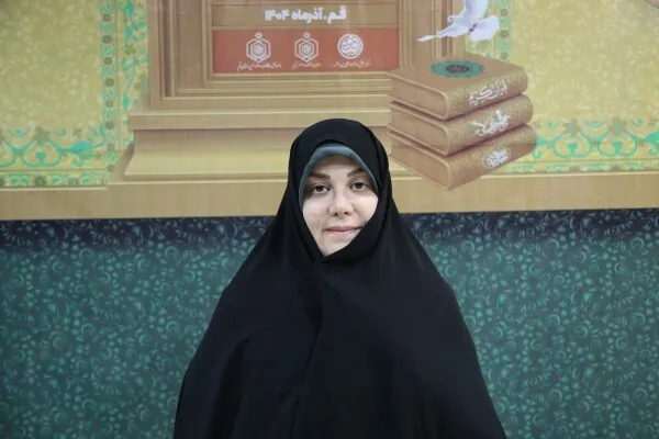 الإنسان يصل إلى البصيرة والمعرفة بفهم القرآن