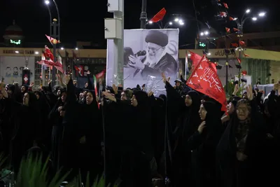 آیین باشکوه جاماندگان تشییع آقای شهید ایران در همدان