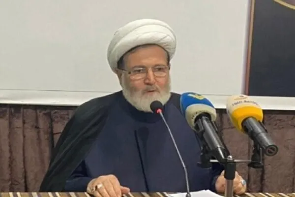 فداکاری حضرت زهرا(س) موجب حفظ حریم امامت شد