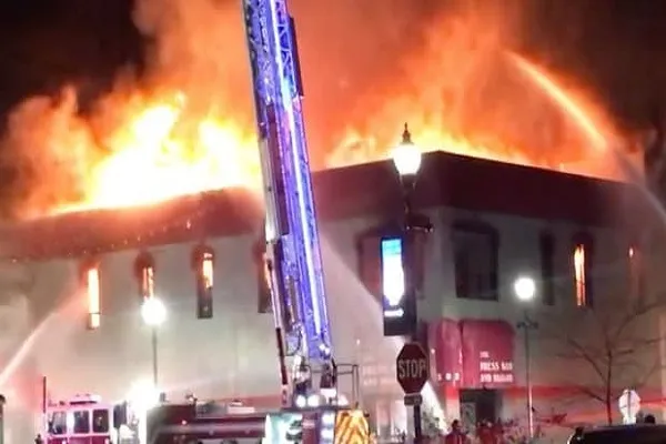 Hinimok ng CAIR ang FBI sa Pag-iimbistiga Kasunod ng Sunog sa Moske ng Minnesota