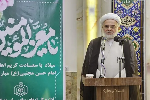 بقاع متبرکه به پایگاه‌های فرهنگی و اجتماعی تبدیل شوند