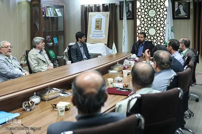 آیین رونمایی از کتاب قرآنهای کوفی در ایران