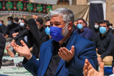 اقامه نماز ظهر عاشورا در زنجان