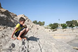 بازگشت آب به چشمه علی