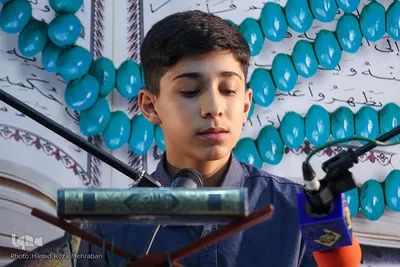 محفل انس با قران در مسجد صاحب‌الزمان سعادت آباد