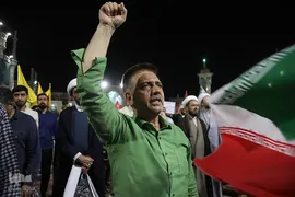 اعلام انزجار و فریاد انتقام مردم قم علیه تجاوز آمریکا به خاک ایران
