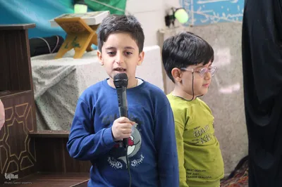 اعتکاف مادر فرزندی در ملایر