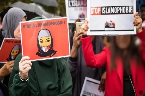فرنسا تسجل ارتفاعا حادا في الأعمال المعادية للمسلمين