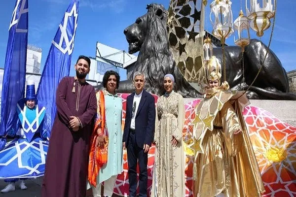 هدیه شهردار مسلمان لندن برای پاسخ به نفرت‌پراکنی‌های ترامپ