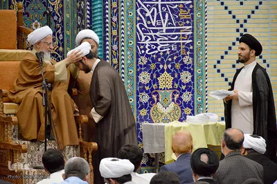 جشن عمامه گذاری طلاب در میلاد امام زمان(ع) در قم
