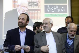 نشست ظهر دلنشین استاد ابوالفضل بهرام‌پور

