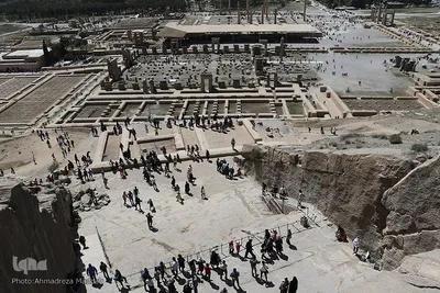 بازدید مسافرین نوروزی از مجموعه جهانی تخت جمشید‎‎