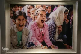 افتتاحیه نمایشگاه عکس و نقاشی کودکان مناطق سیل زده «قابی از لبخند ناب» در کانون پرورش فکری کودکان و نوجوانان 