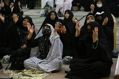 مراسم بزرگداشت شهدای مدافع امنیت فارس در حرم سیدعلاءالدین حسین(ع)شیراز