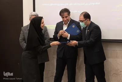 پایان نامه سه دقیقه‎ای