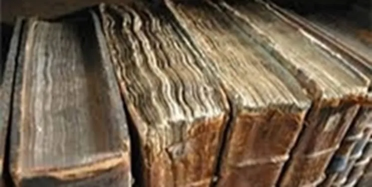 اسناد به جامانده از آیت‌الله کاشانی و دکتر مصدق در آتش سوخت