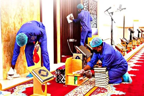 تعقيم 600 جامع ومدرسة قرآنية في 