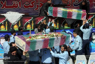 تشییع پیکرهای مطهر دو شهید گمنام دفاع مقدس در شهرک آسمان پایگاه یکم شکاری مهرآباد