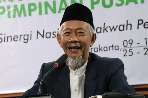 Pemimpin tidak tunduk pada kepentingan elit