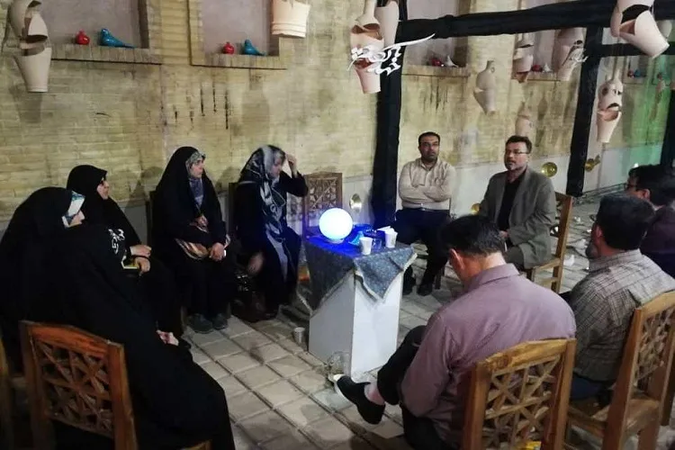 استقبال هنرمندان فارس از نمایشگاه چیدمان عاشورایی