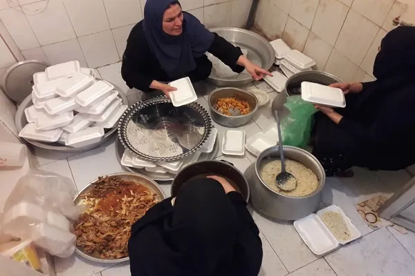 توزیع ۳۱۰ پرس غذای گرم به همت خانه قرآن و عترت(ع) «کلام نور» گرگان