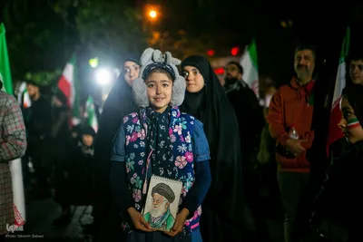 شام شهادت امام صادق(ع) و بیعت با رهبر در میدان انقلاب