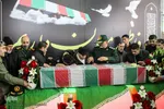 استقبال مردم اهر از پیکر پاک و مطهر شهید گمنام ۸ سال دفاع مقدس
