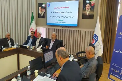 جلسه تفسیر قرآن ویژه مدیران اجرایی آذربایجان‌شرقی