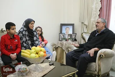 دیدار گروه تهرانگردی با خانواده شهید آتش نشان محسن روحانی
