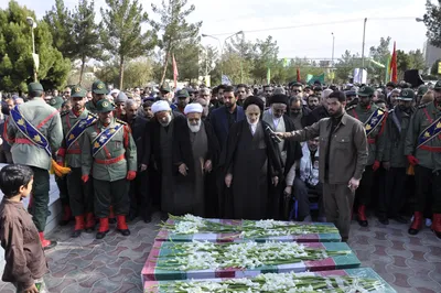 استقبال و تشییع سه شهید گمنام در خراسان جنوبی
