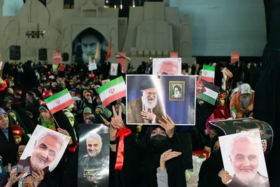 اجتماع بزرگ دختران حاج قاسم در اصفهان