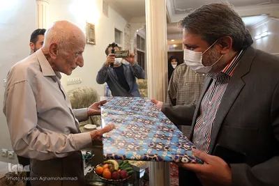 دیدار مدیرعامل و جمعی از خبرنگاران ایکنا با استاد عبدارسول عبایی، پیشکسوت قرآنی