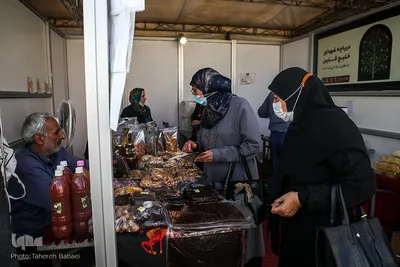 نمایشگاه دستاوردهای زنان سرپرست خانواده