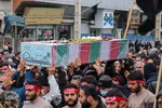 تشییع دو شهید گمنام دفاع مقدس بر شانه‌های مردم شهیدپرور ملایر