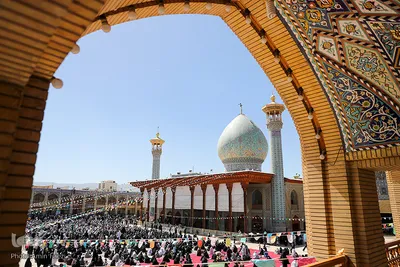 تحویل سال نو در شاهچراغ (ع)