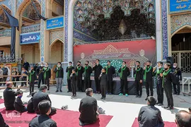 عزاداری ظهر تاسوعا در حرم شاهچراغ(ع)
