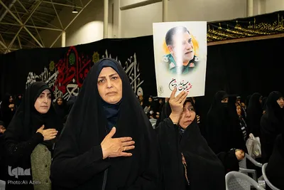 مراسم چهلم شهید نیلفروشان در اصفهان