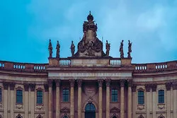 Studierende vor Gericht erfolglos mit Veto gegen Islam-Institut
