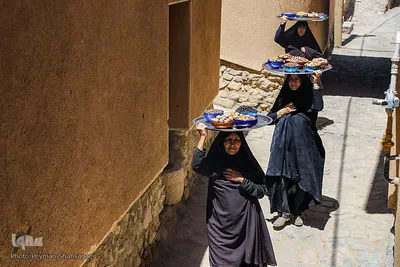 آیین سنتی ۶ امام حسین در شهر بَرزُک کاشان
