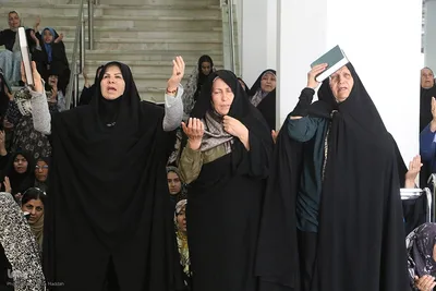 لحظه تحویل سال ۱۴۰۴ در حرم حضرت شاهچراغ (ع)