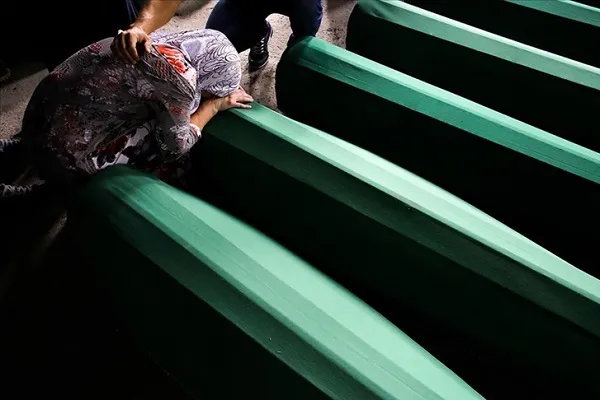 Srebrenitsa'da bu yılki anma törenlerinde 49 soykırım kurbanı daha toprağa verilecek