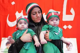 مراسم «شیرخوارگان عاشورایی» در حرم شاهچراغ (ع)