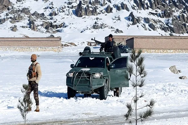Afganistan'da Taliban 45 kişiyi kaçırdı