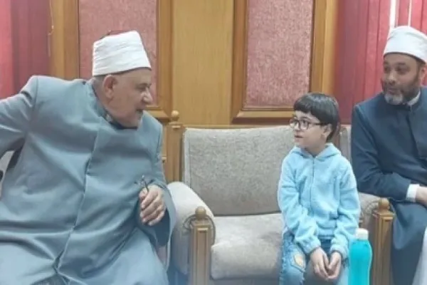 Misirli uşağın Quranı əzbərləməkdəki istedadı