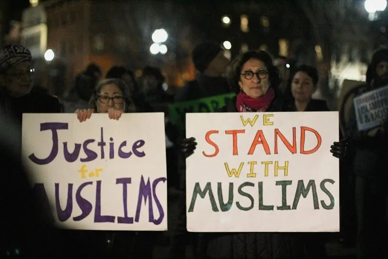 Bostonianos realizan campaña contra la islamofobia