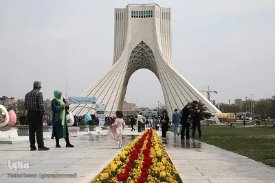 برج آزادی میزبان مسافران نوروزی